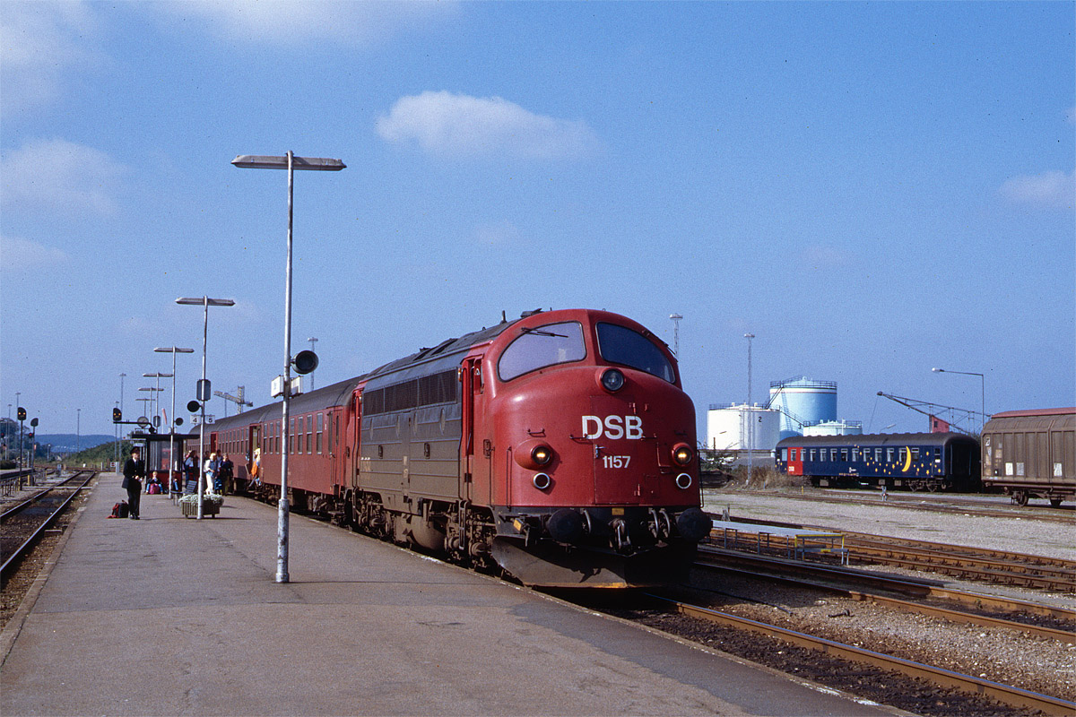 http://www.bahnenundmeer.de/DSO/6829_MY1157.jpg